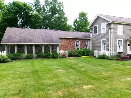 44 N Main, Quincy, MI 49082