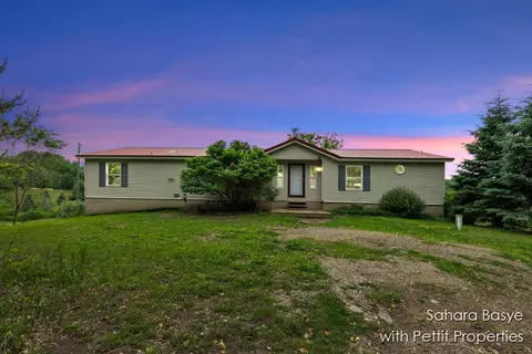 7807 Guy, Nashville, MI 49073