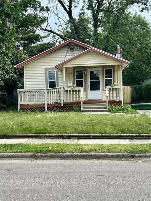 1026 Hazen, Grand Rapids, MI 49504