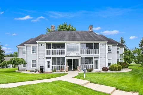 749 W Barrington, Jackson, MI 49203
