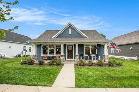 964 Everett, South Haven, MI 49090