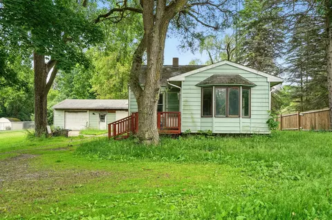 6161 River, Flushing, MI 48433