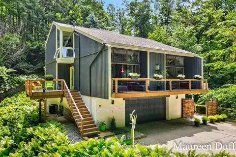 18180 N Shore Ests, Spring Lake, MI 49456