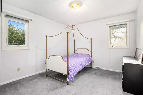 Bedroom - 6958 Paddock, Jackson, MI 49201 photo 1 of 5