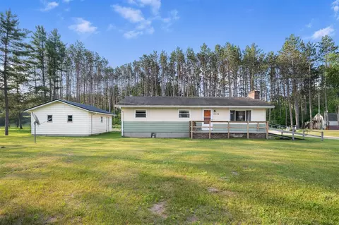 Exterior - 7873 River Rd, Evart, MI 49631 photo 7 of 9