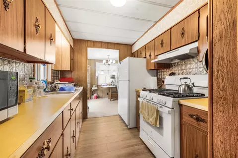 Kitchen - 7873 River Rd, Evart, MI 49631 photo 1 of 2