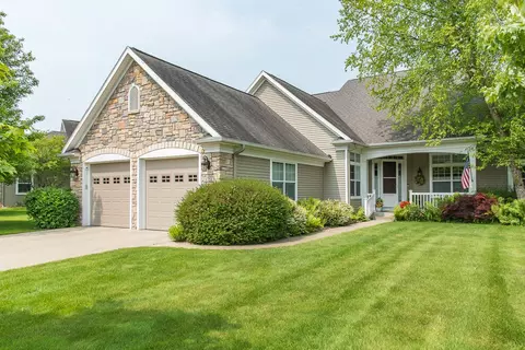 8734 Oakland Hls, Portage, MI 49024