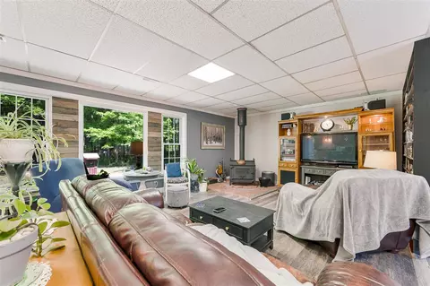 283 W 16th St, Baldwin, MI 49304 photo 9