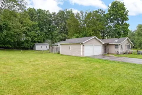 Exterior - 1501 Park Rd, Jackson, MI 49203 photo 6 of 7