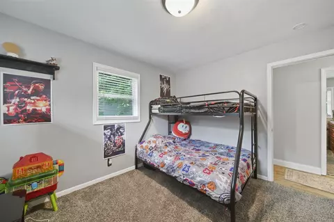Bedroom - 1501 Park Rd, Jackson, MI 49203 photo 2 of 3
