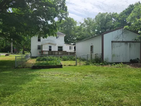222 Scribner, Delton, MI 49046 photo 4