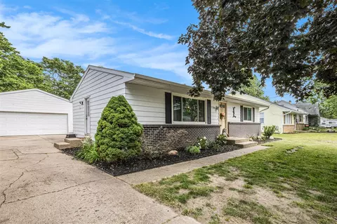 7706 Thomas, Jenison, MI 49428 photo 2