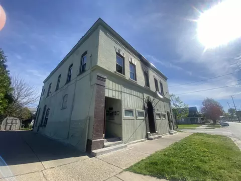 705 11th, Grand Rapids, MI 49504