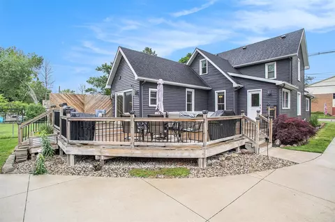 325 Marshall, Coldwater, MI 49036 photo 2