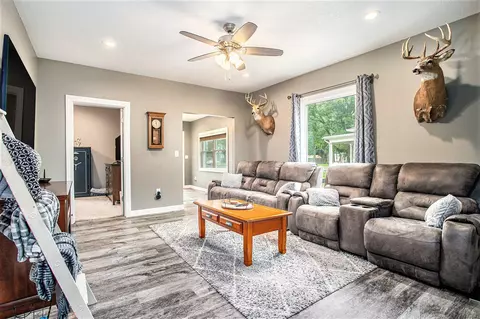 325 Marshall, Coldwater, MI 49036 photo 9