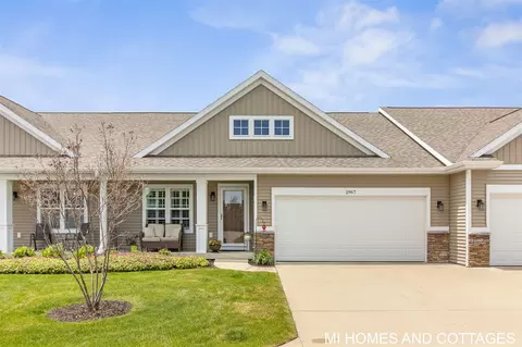 2967 Loganberry #39, Holland, MI 49424