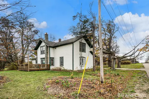 1113 68th, South Haven, MI 49090