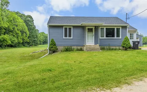 595 133rd, Wayland, MI 49348