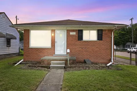 7710 Pelham, Taylor, MI 48180