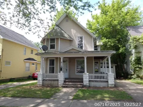 612 3rd, Jackson, MI 49203