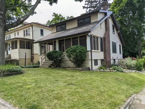 539 Sunset, East Lansing, MI 48823