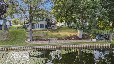11683 Fair Lk, Delton, MI 49046