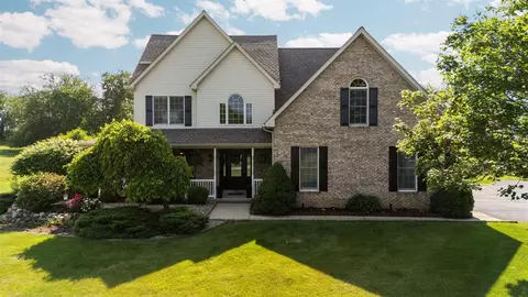 9860 Wood Bnd, Saline, MI 48176