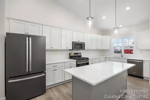2817 W Cobblestone #11, Kentwood, MI 49512