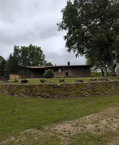 13235 Waterstradt, Marcellus, MI 49067