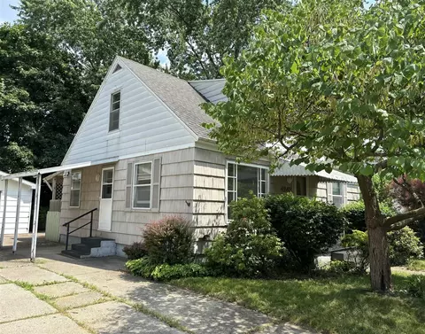 4248 Buchanan, Wyoming, MI 49548