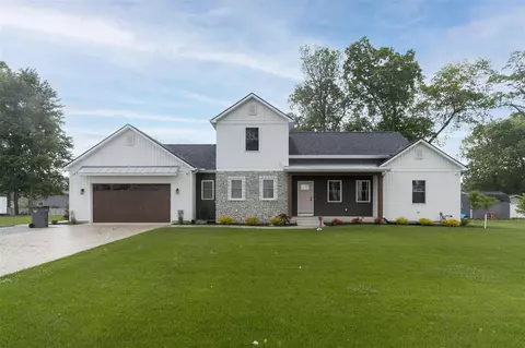 21536 Fieldview, Edwardsburg, MI 49112