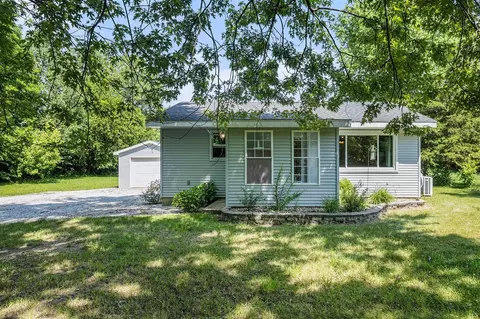 57857 Mitchell, Three Rivers, MI 49093 photo 2
