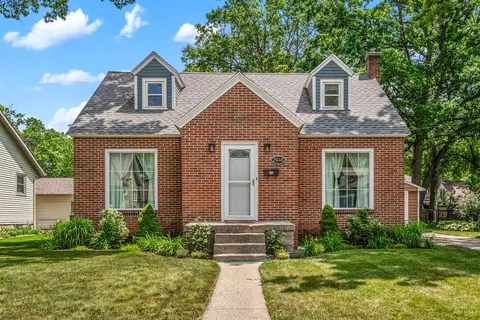 2646 Forest Grv, Wyoming, MI 49519