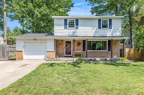 2451 Sherry, Wyoming, MI 49519