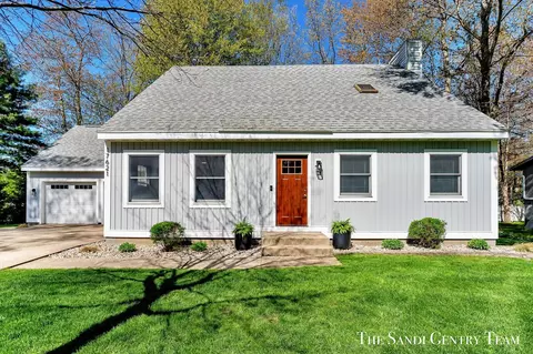 17621 Bayberry, Spring Lake, MI 49456