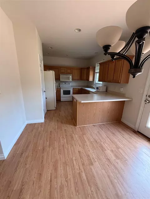 Kitchen - 5798 Wacker, Stevensville, MI 49127 photo 2 of 2