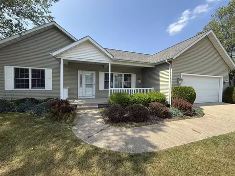 Exterior - 5798 Wacker, Stevensville, MI 49127 photo 3 of 9