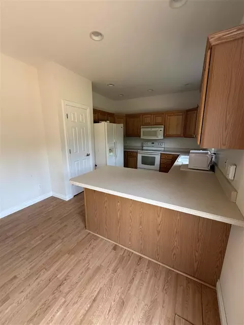 Kitchen - 5798 Wacker, Stevensville, MI 49127 photo 1 of 2
