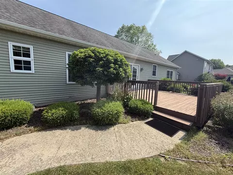 Exterior - 5798 Wacker, Stevensville, MI 49127 photo 6 of 9