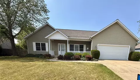 5798 Wacker, Stevensville, MI 49127