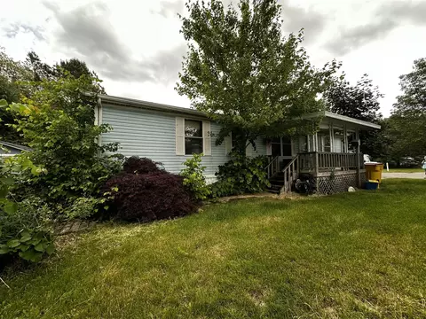 411 Aquaview, Oxford, MI 48371