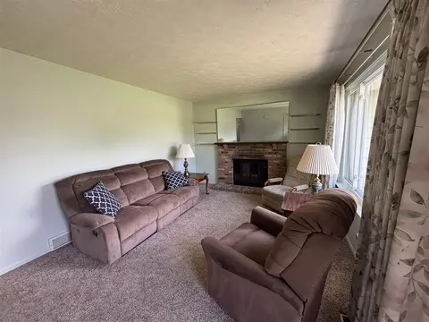 Living - 6446 Skylark, Jackson, MI 49201 photo 2 of 2