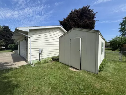 Exterior - 6446 Skylark, Jackson, MI 49201 photo 6 of 13