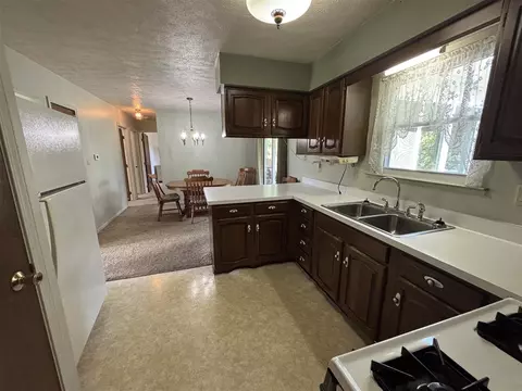 Kitchen - 6446 Skylark, Jackson, MI 49201 photo 2 of 2