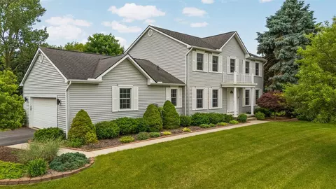 5598 Hearthstone, Ann Arbor, MI 48108