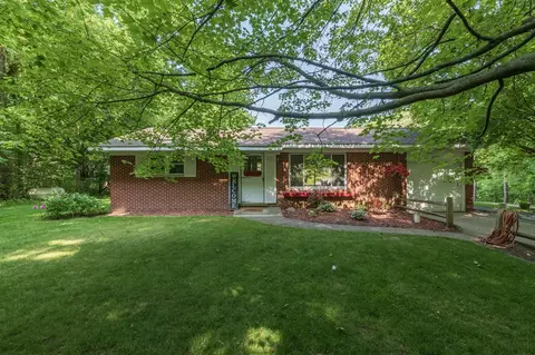 10229 N 22nd, Plainwell, MI 49080