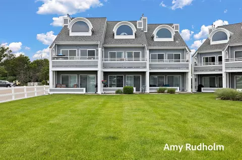 104 Millpoint #4, Spring Lake, MI 49456