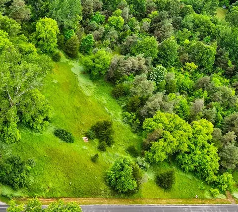 1 Whites Bridge Road, Belding, MI 48809
