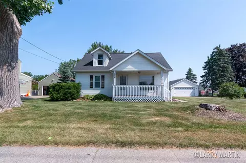 641 52nd, Grand Rapids, MI 49548