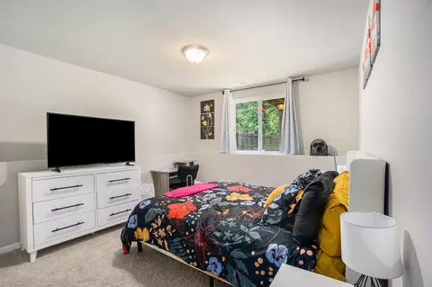 Bedroom - 25220 Forest, Mattawan, MI 49071 photo 3 of 4